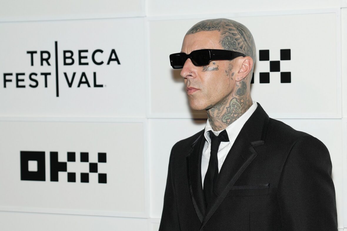 Travis Barker em sua estreia no Tribeca Film Festival