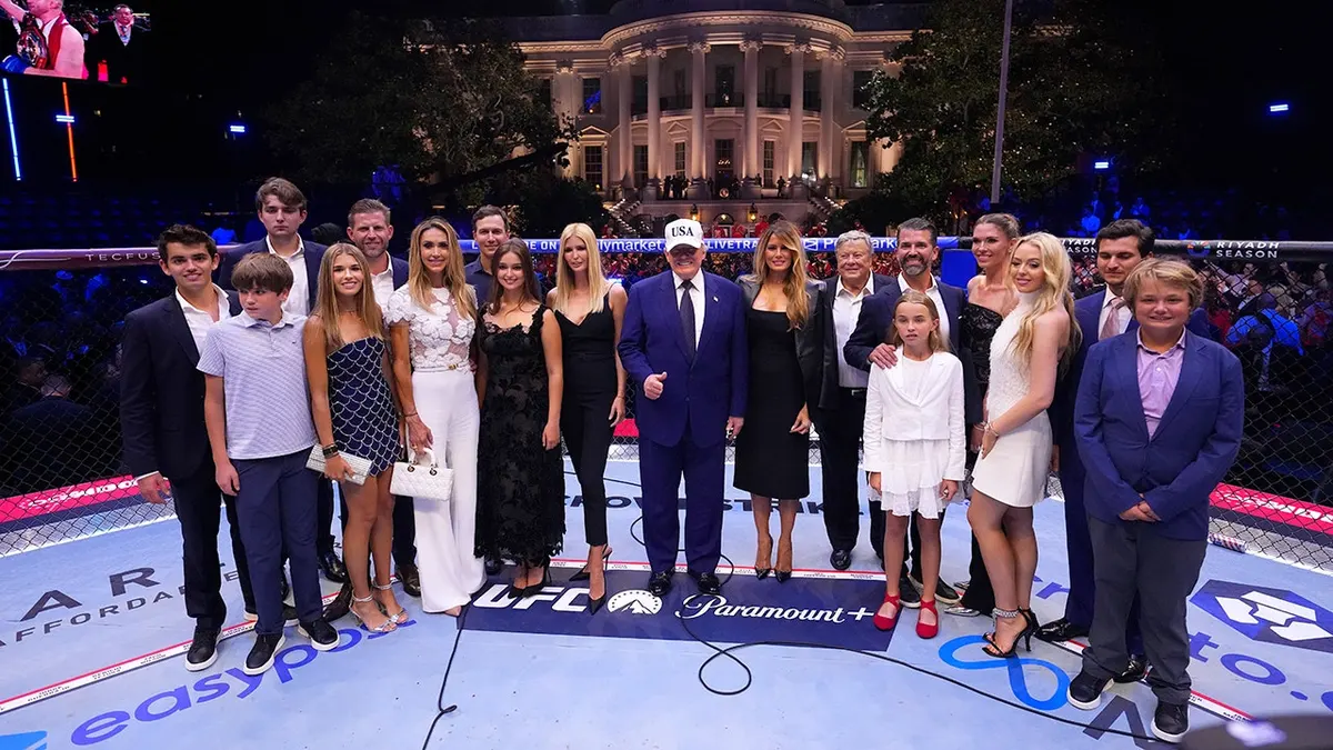 President Donald J. Trump and family posing for a photo in the Octagon at the White House