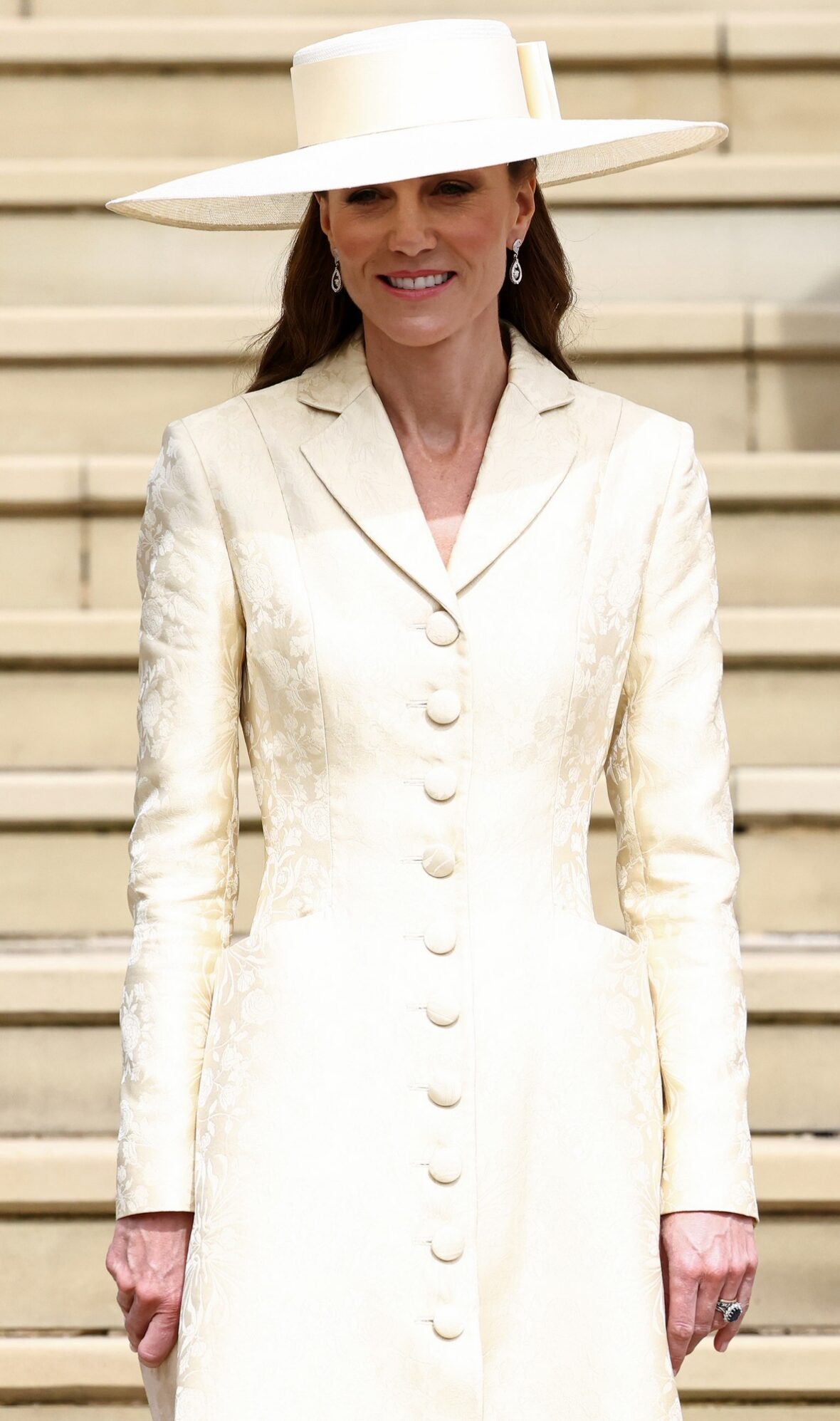 Kate Middleton comparece ao serviço da Ordem da Jarreteira 2026 no Castelo de Windsor