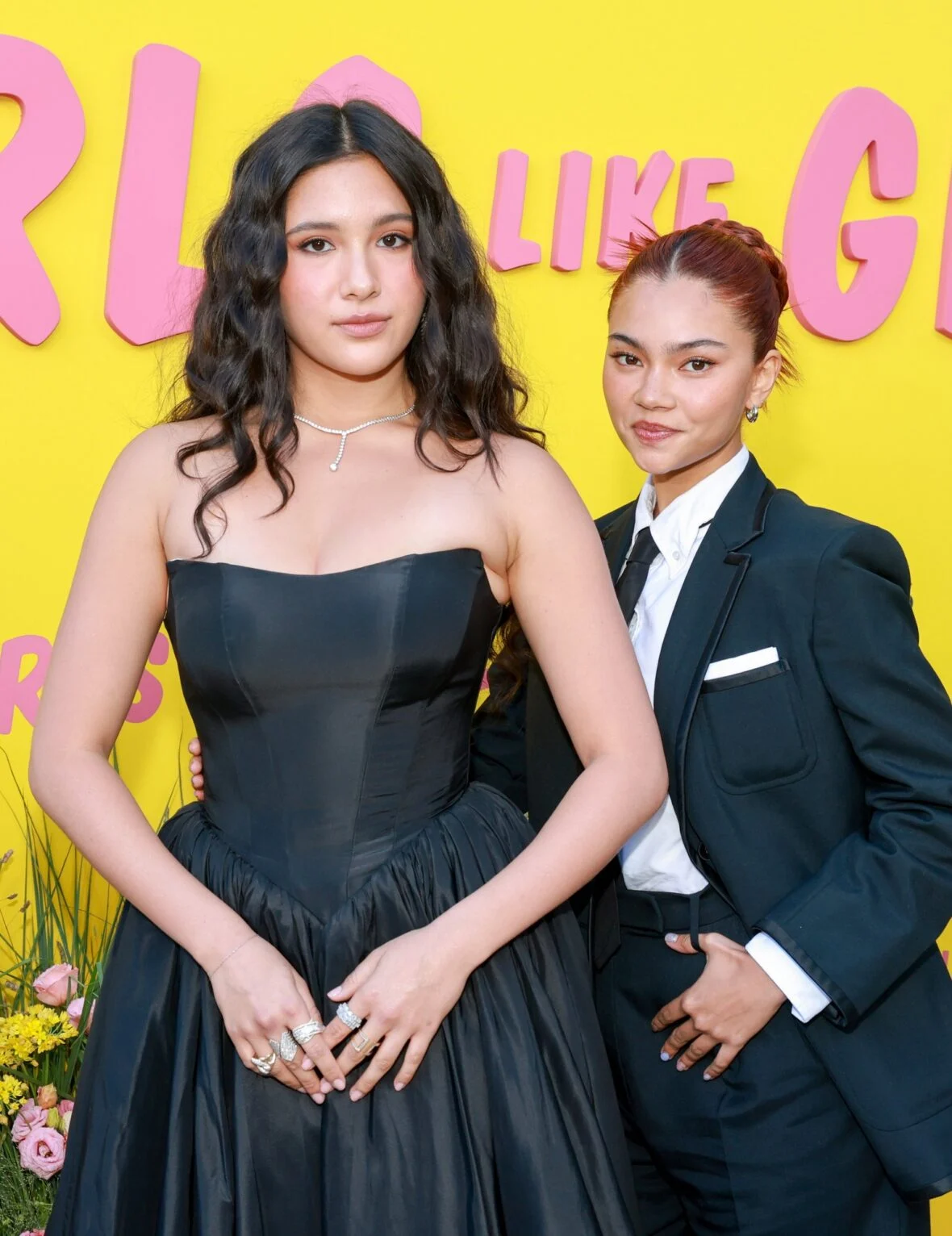 Maya da Costa e Myra Molloy na estreia de Girls Like Girls