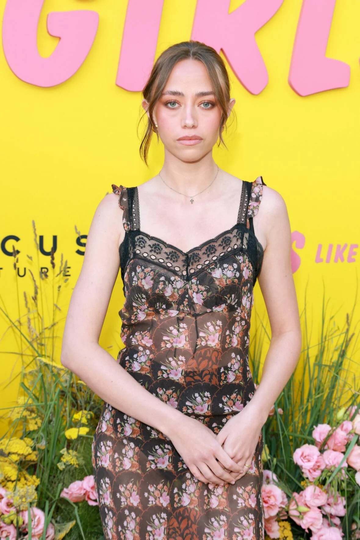 Sophia Carriere na estreia de Girls Like Girls