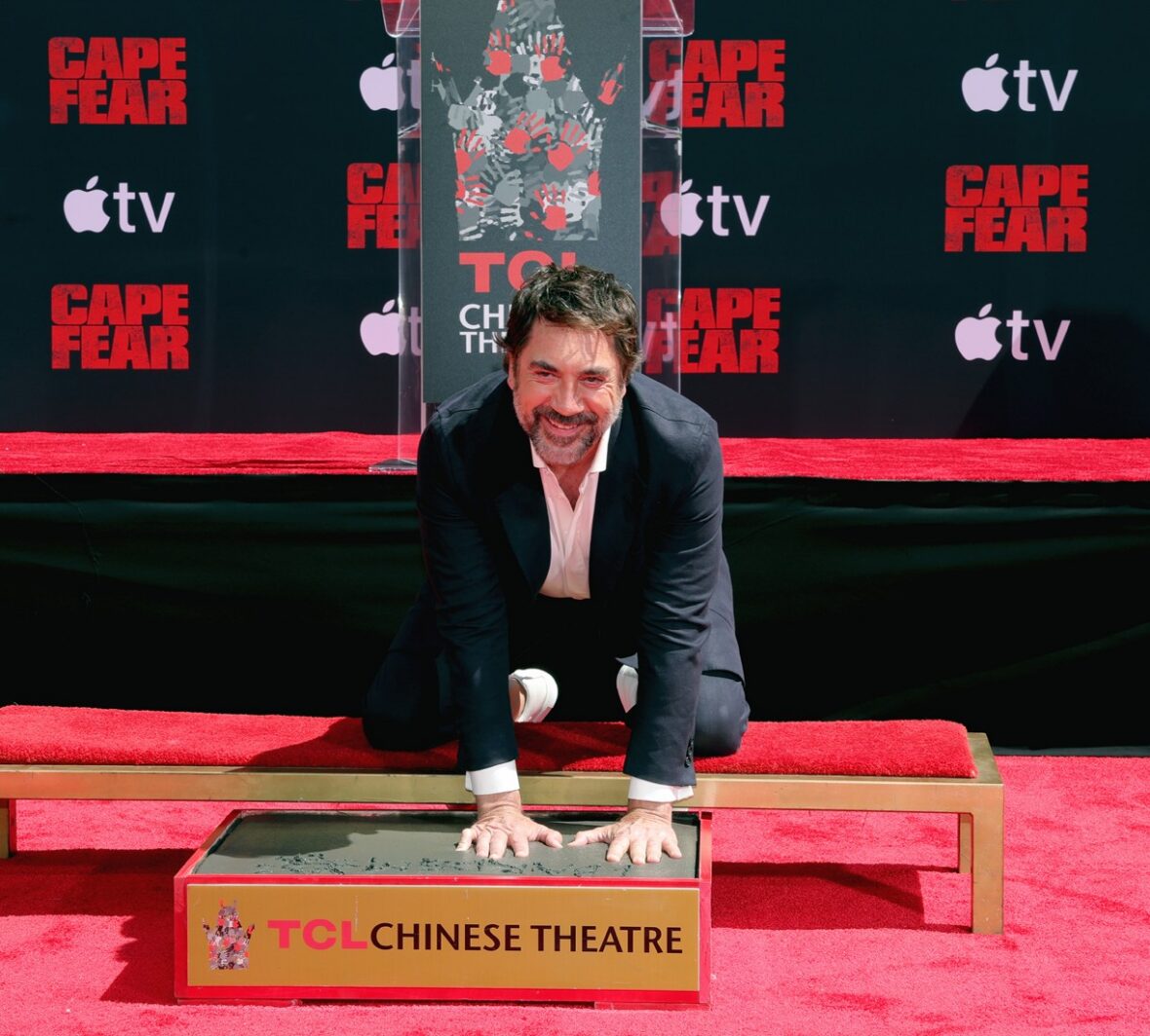 Javier Bardem em sua cerimônia de impressão de mão e pegada no TCL Chinese Theatre
