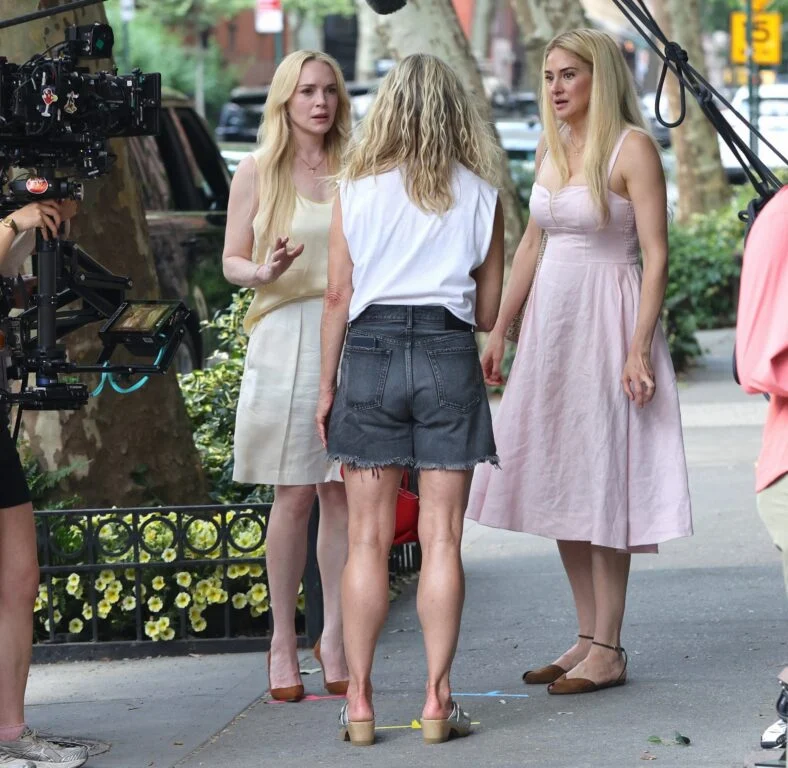 Lindsay Lohan, Shailene Woodley e Katherine LaNasa filmando cenas de