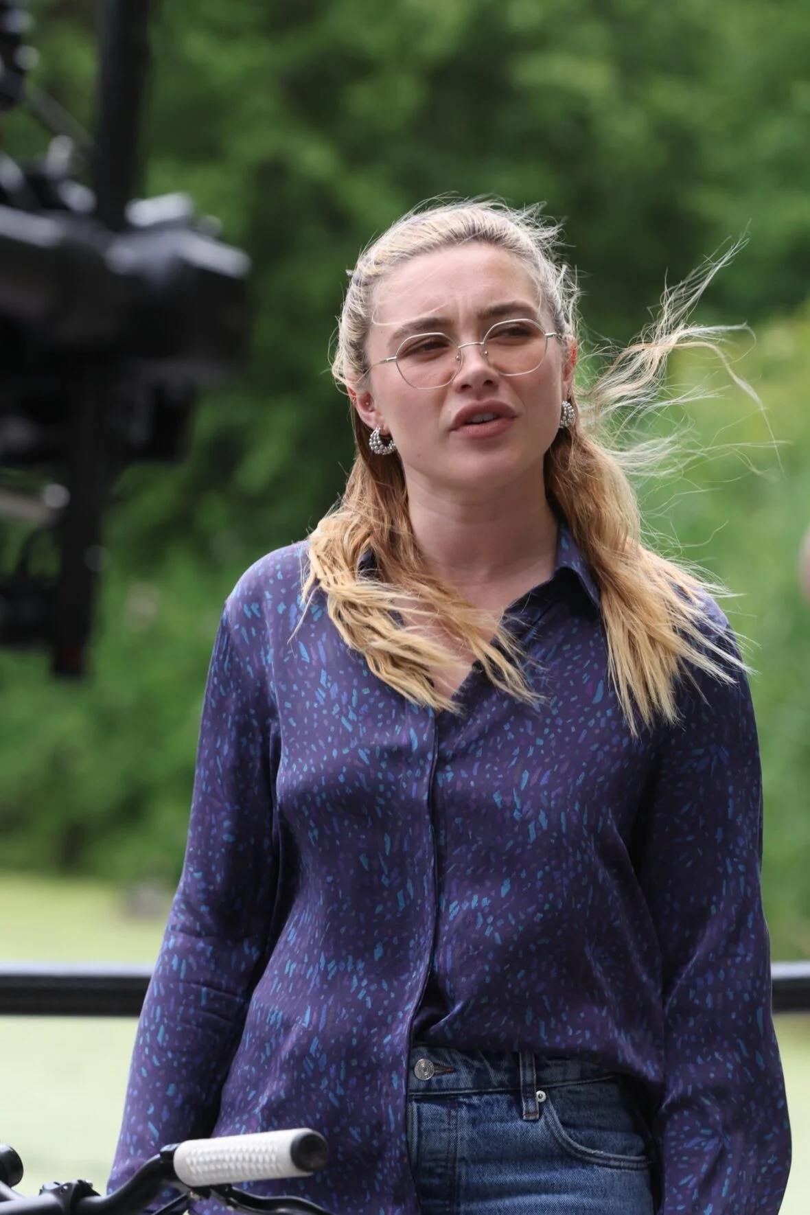 Florence Pugh e Andy Samberg filmando um novo filme 42,6 anos no Central Park