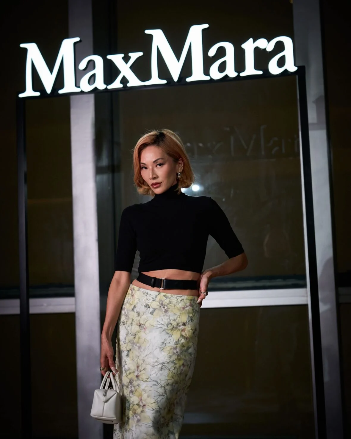 Tina Leung posa no jantar de boas-vindas do Max Mara em Xangai