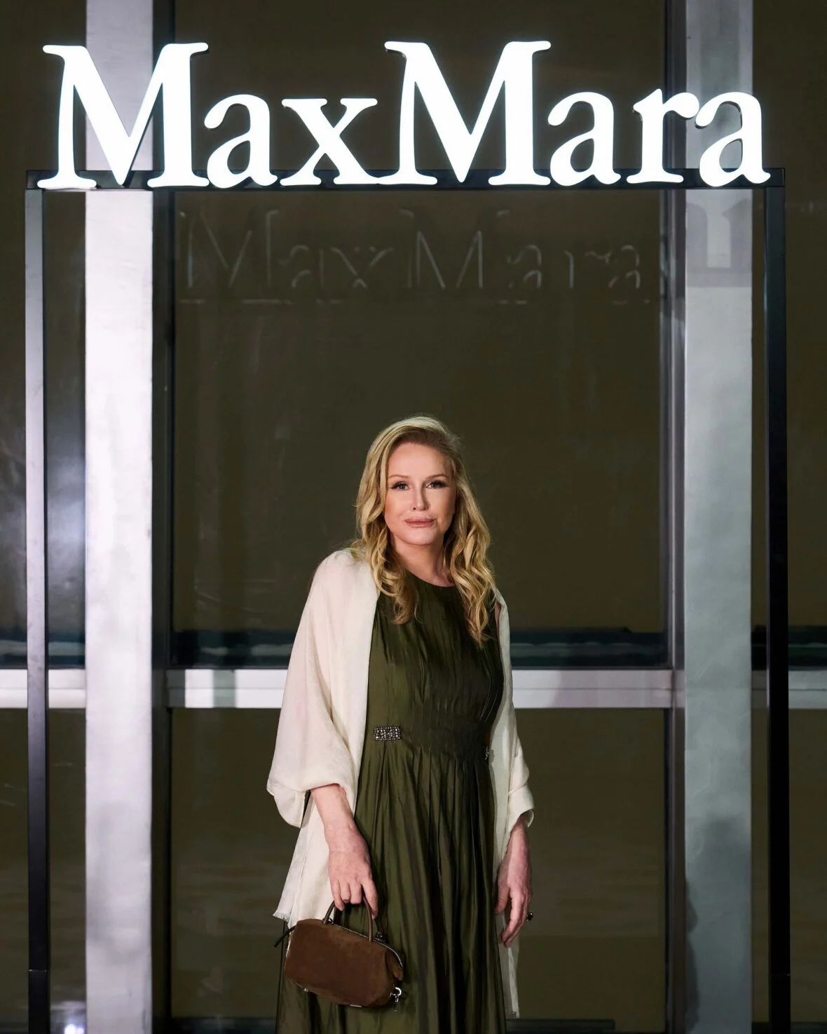 Kathy Hilton posa no jantar de boas-vindas do Max Mara em Xangai