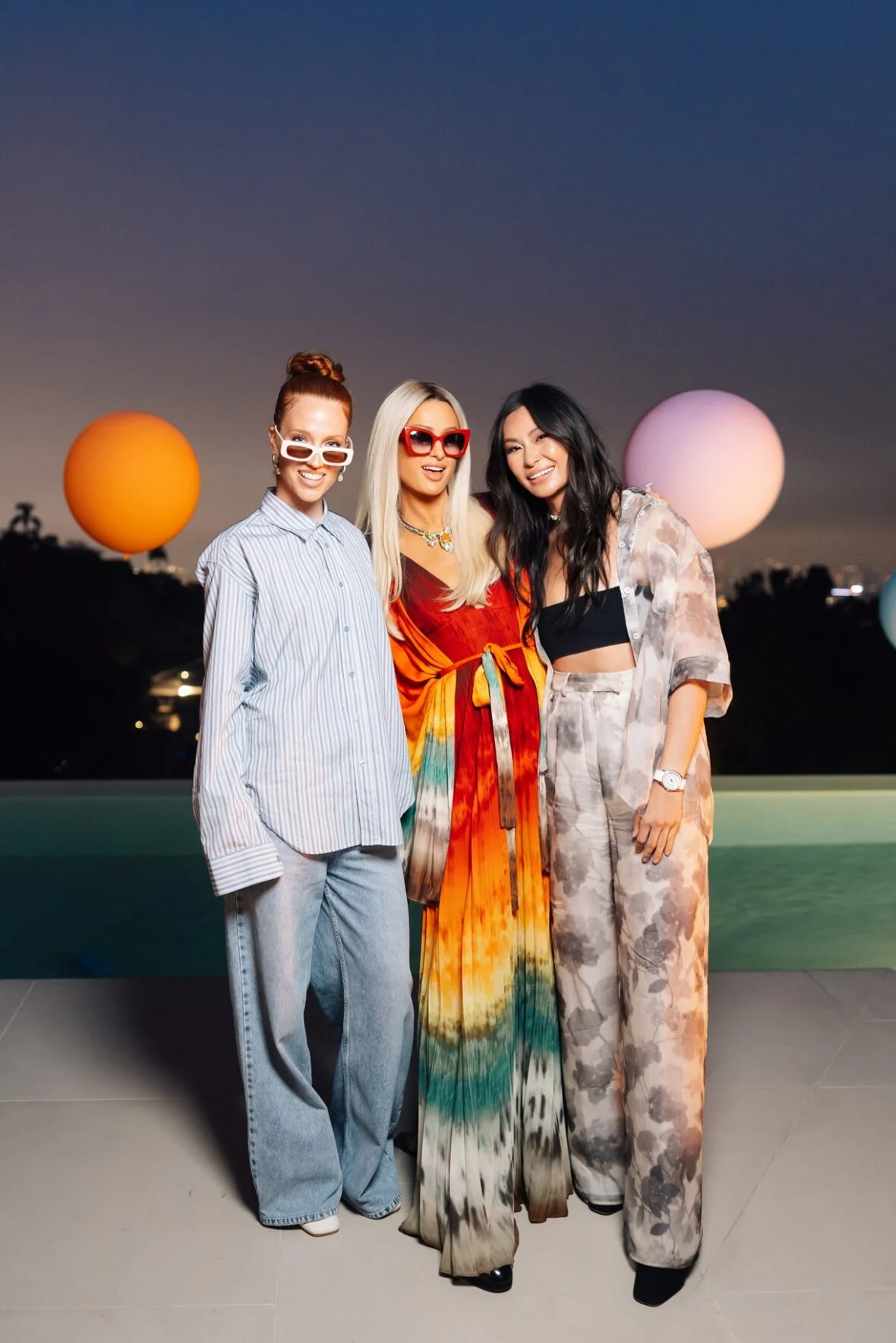 Celebridades participam do jantar WeMatter Pride oferecido por Vas J Morgan e Lucy Guo