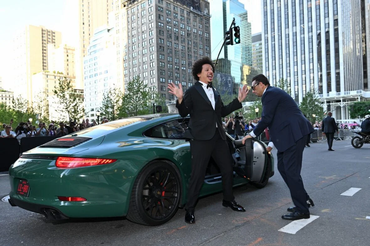 Celebridades comparecem à estreia em Nova York do filme da Netflix, Little Brother
