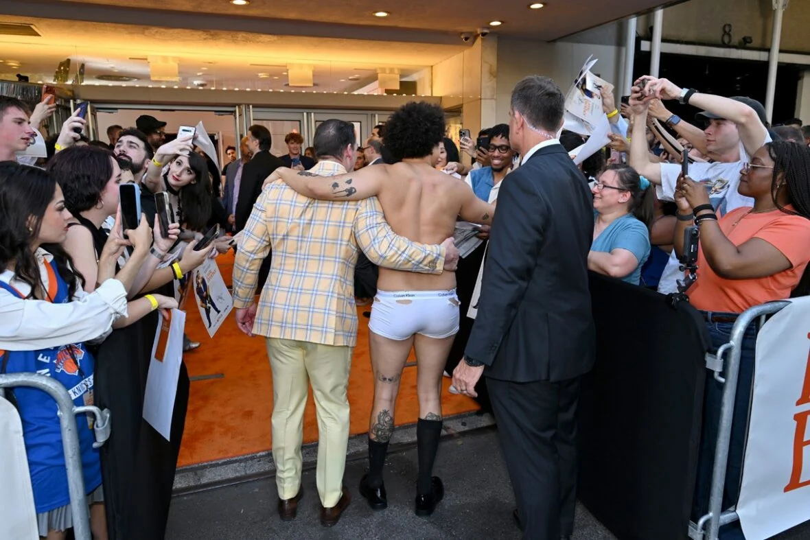 Celebridades comparecem à estreia em Nova York do filme da Netflix, Little Brother