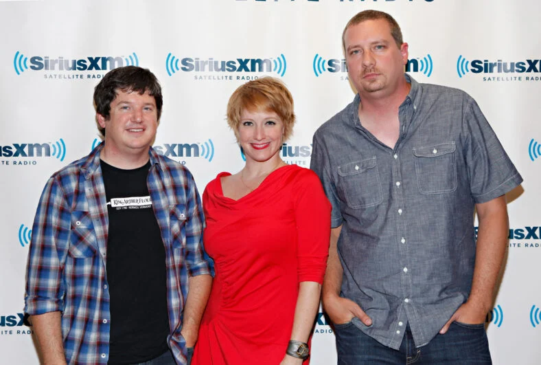 Membros da banda Sixpence None the Richer posam em 2012