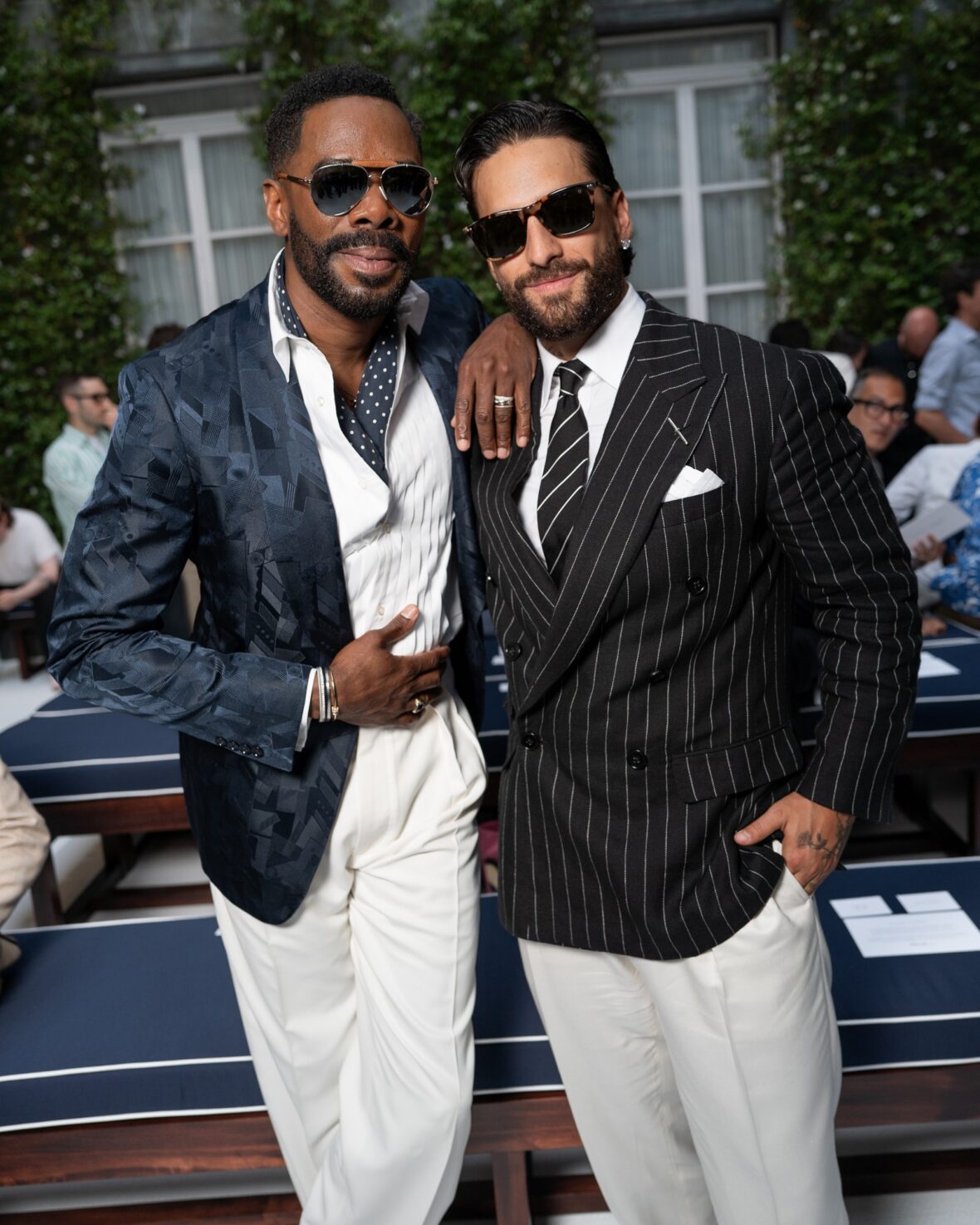 Celebridades participando do desfile da Ralph Lauren em Milão