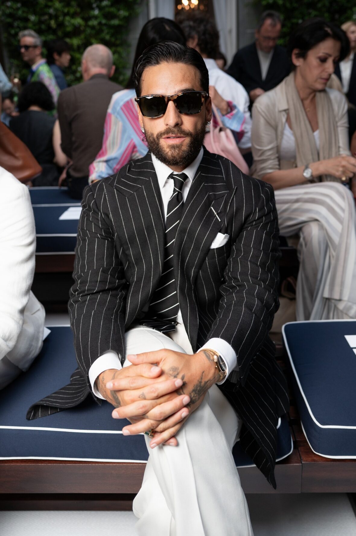Celebridades participando do desfile da Ralph Lauren em Milão