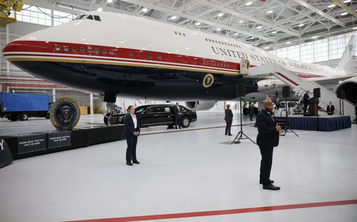 Donald Trump apresenta o novo Air Force One