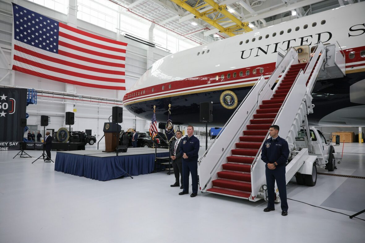 Donald Trump apresenta o novo Air Force One