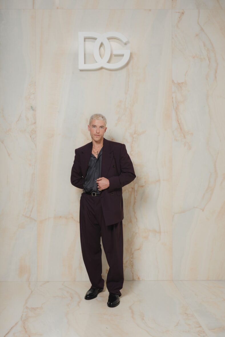 Taz Skylar no desfile de moda da D&G