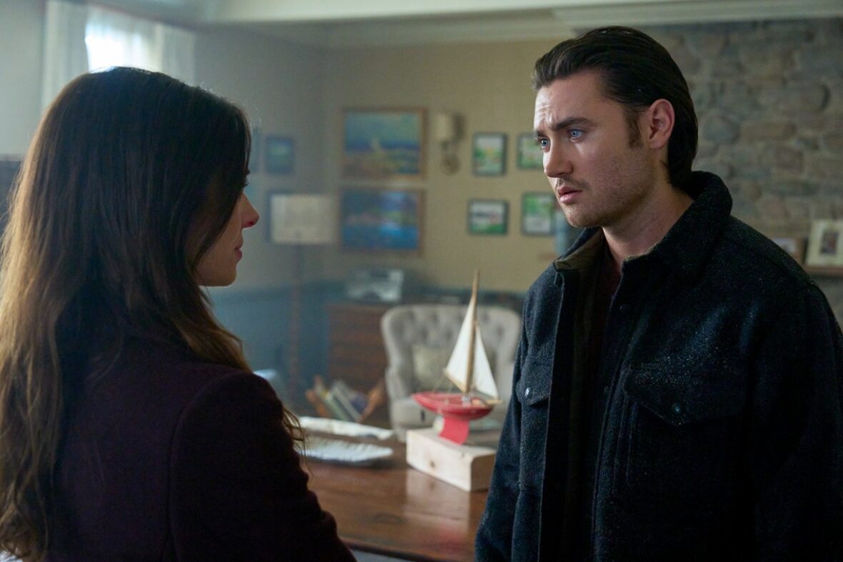 Imagem do final da série The Way Home no Hallmark Channel