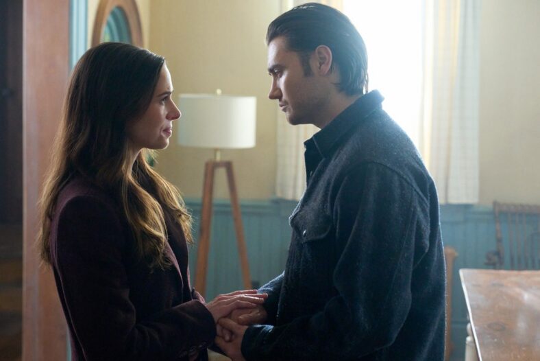 Imagem do final da série The Way Home no Hallmark Channel