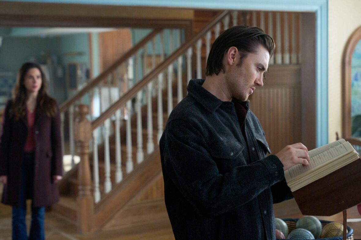 Imagem do final da série The Way Home no Hallmark Channel