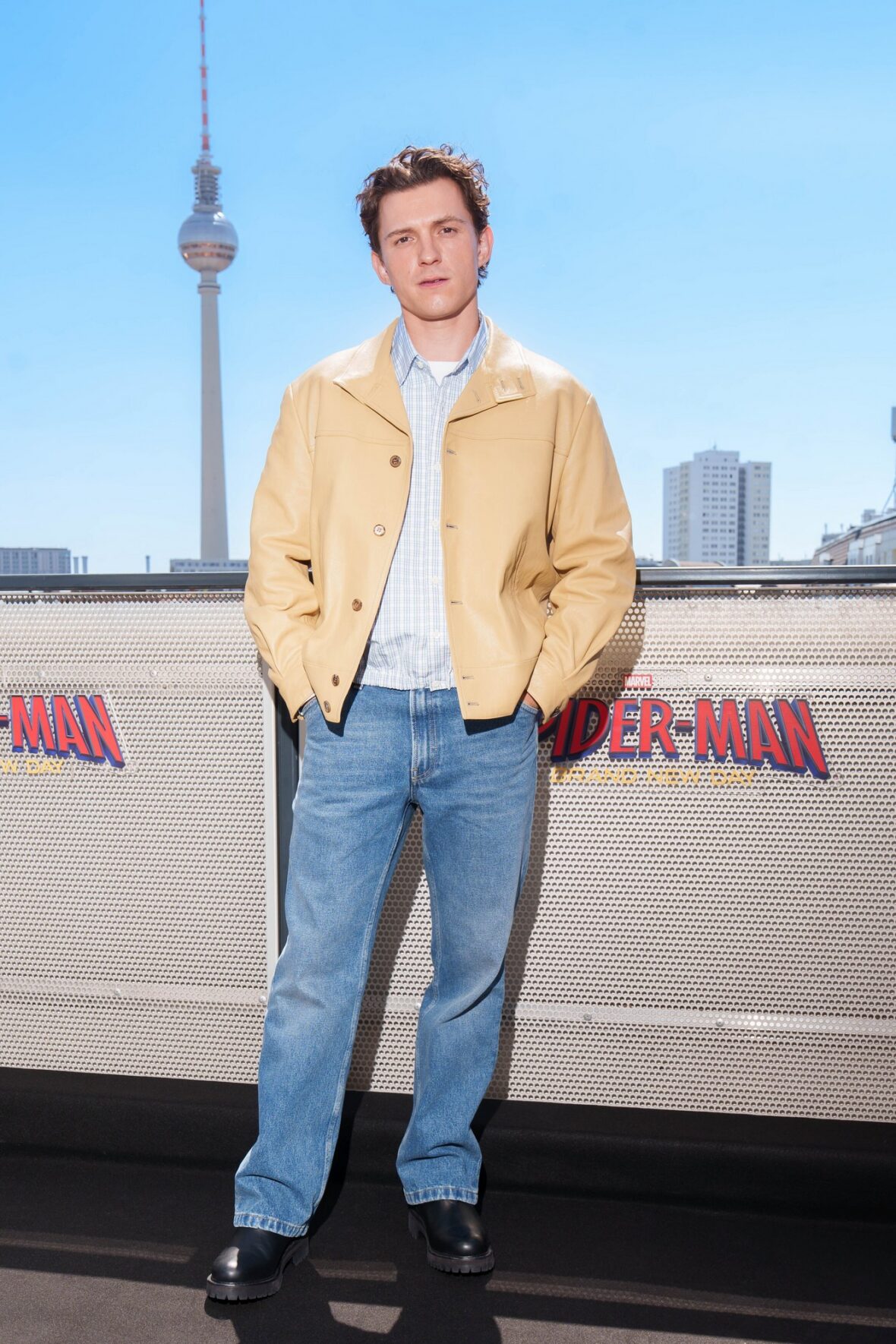 Tom Holland promovendo Homem-Aranha: Novo Dia em Berlim, Alemanha, em 22 de junho de 2026