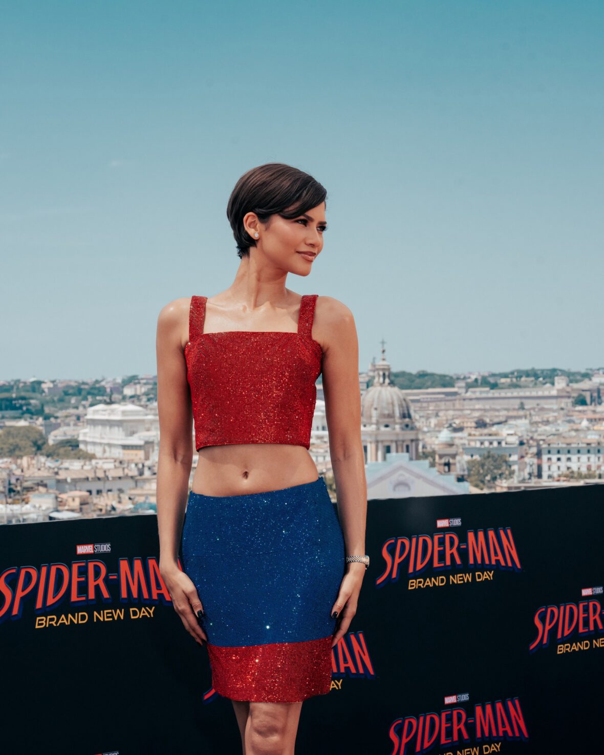 Tom Holland e Zendaya na chamada fotográfica de Roma para Homem-Aranha: Novo Dia