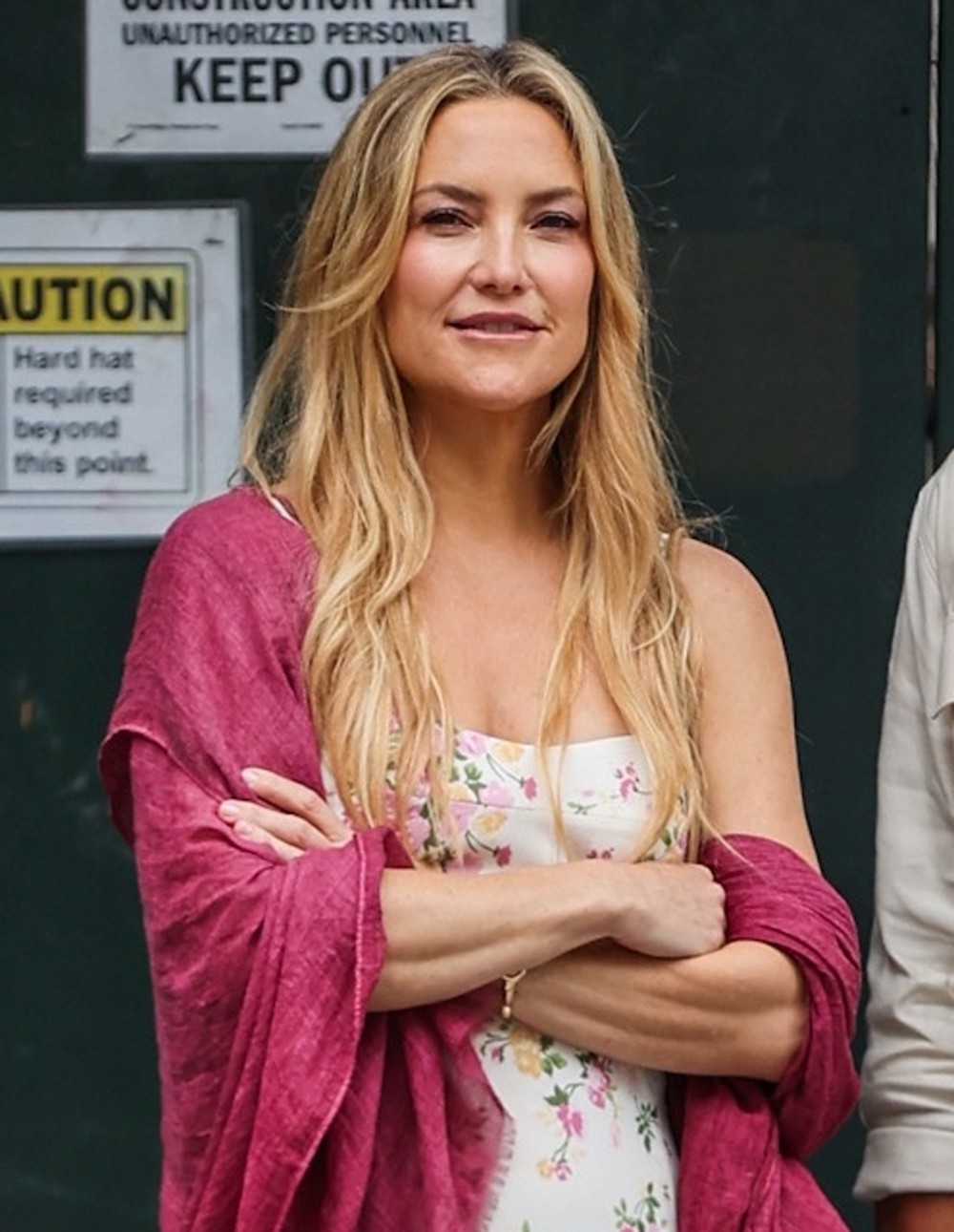 Kate Hudson e Javier Bardem no set de Hello & Paris