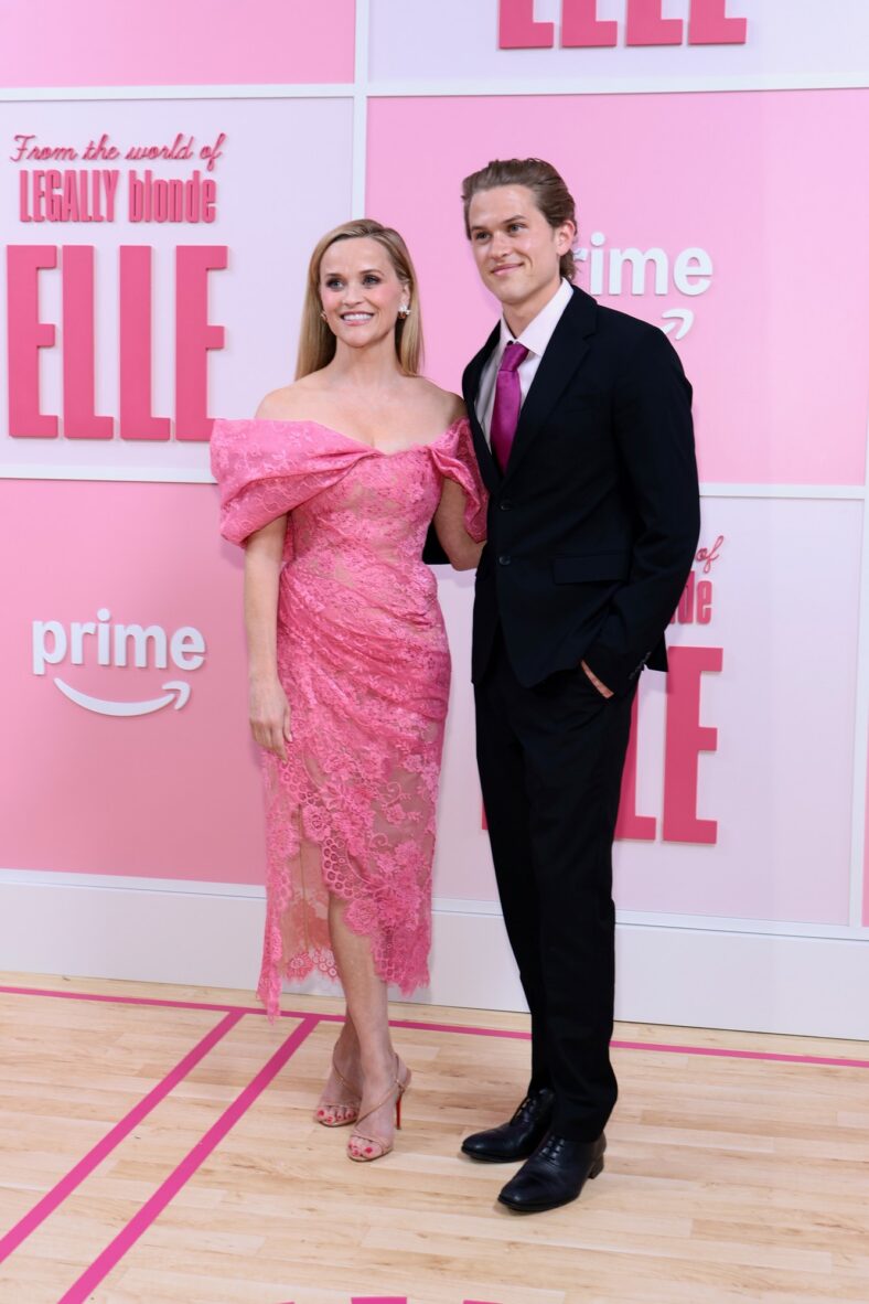 Estreia mundial da 1ª temporada de Elle