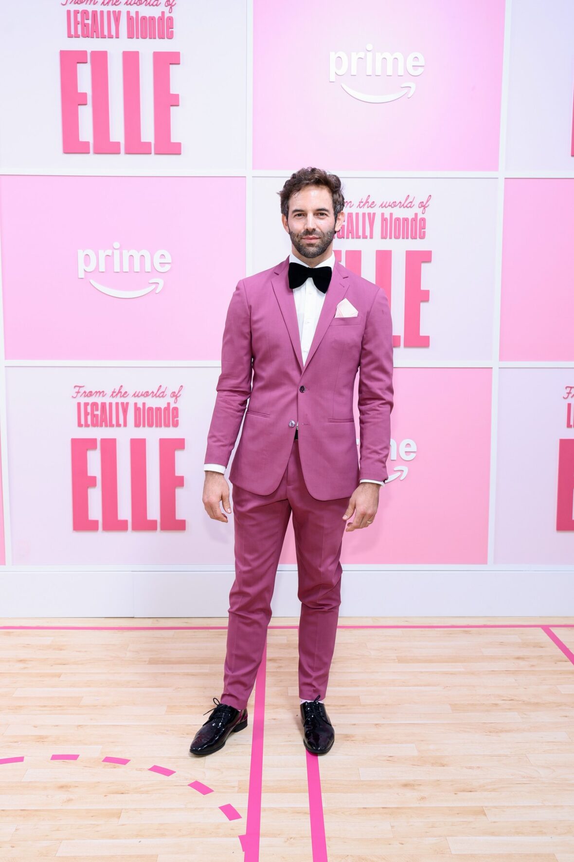 Estreia mundial da 1ª temporada de Elle