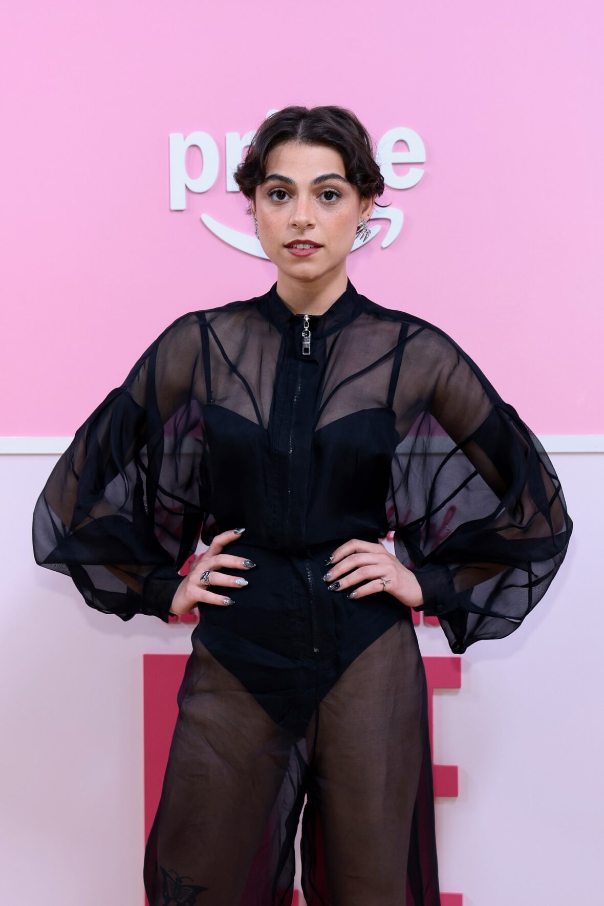 Estreia mundial da 1ª temporada de Elle