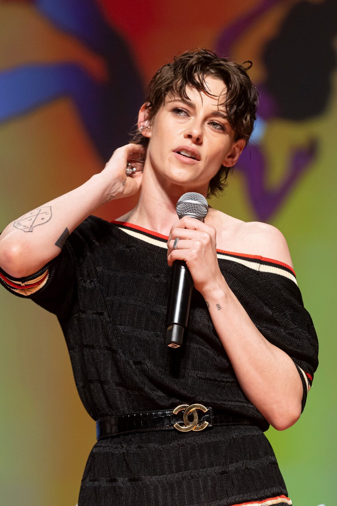 A presidente do júri, Kristen Stewart, participa da Cerimônia de Abertura durante o 4º 