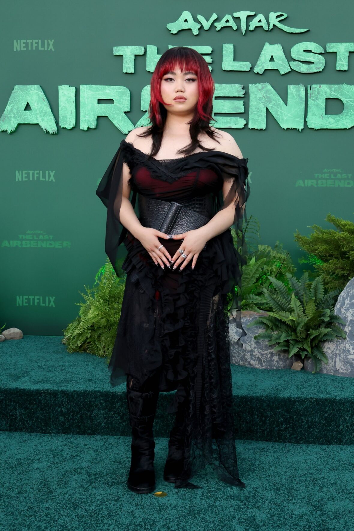 Thalia Tran comparece à estreia da segunda temporada de Avatar: O Último Mestre do Ar