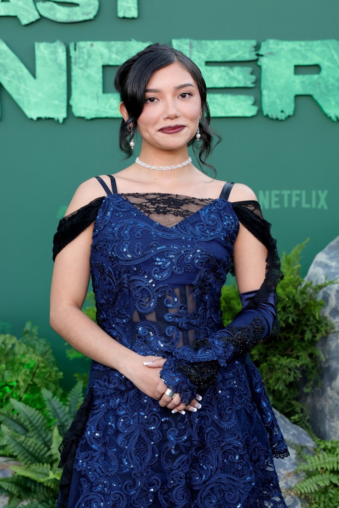 Kiawentiio comparece à estreia da segunda temporada de Avatar: O Último Mestre do Ar