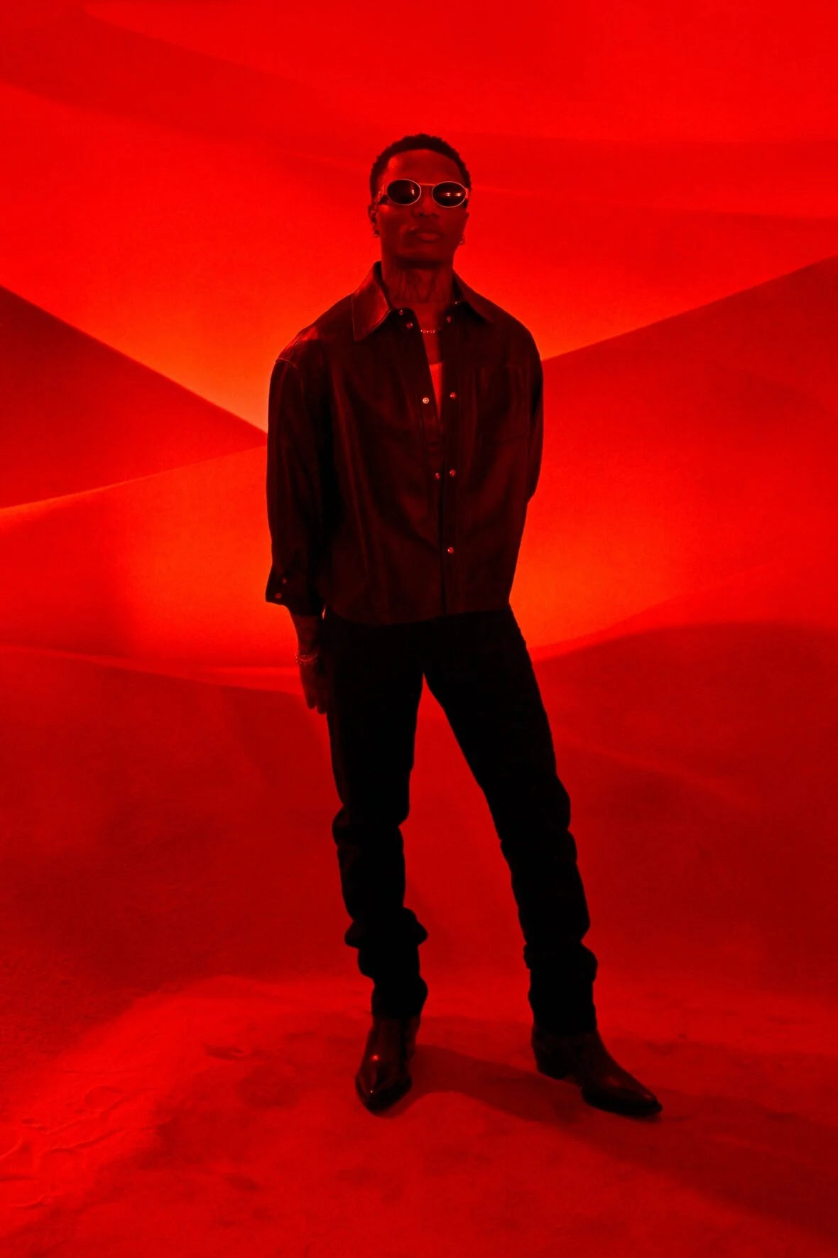Wizkid participa do desfile de Christian Louboutin
