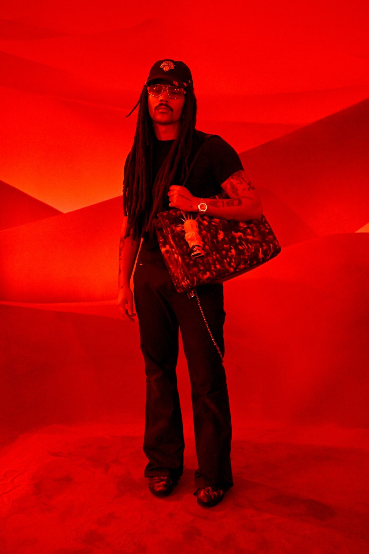 Luka Sabbat participa do desfile de Christian Louboutin