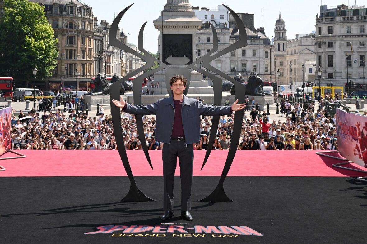 Zendaya e Tom Holland no photocall do Homem-Aranha em Londres