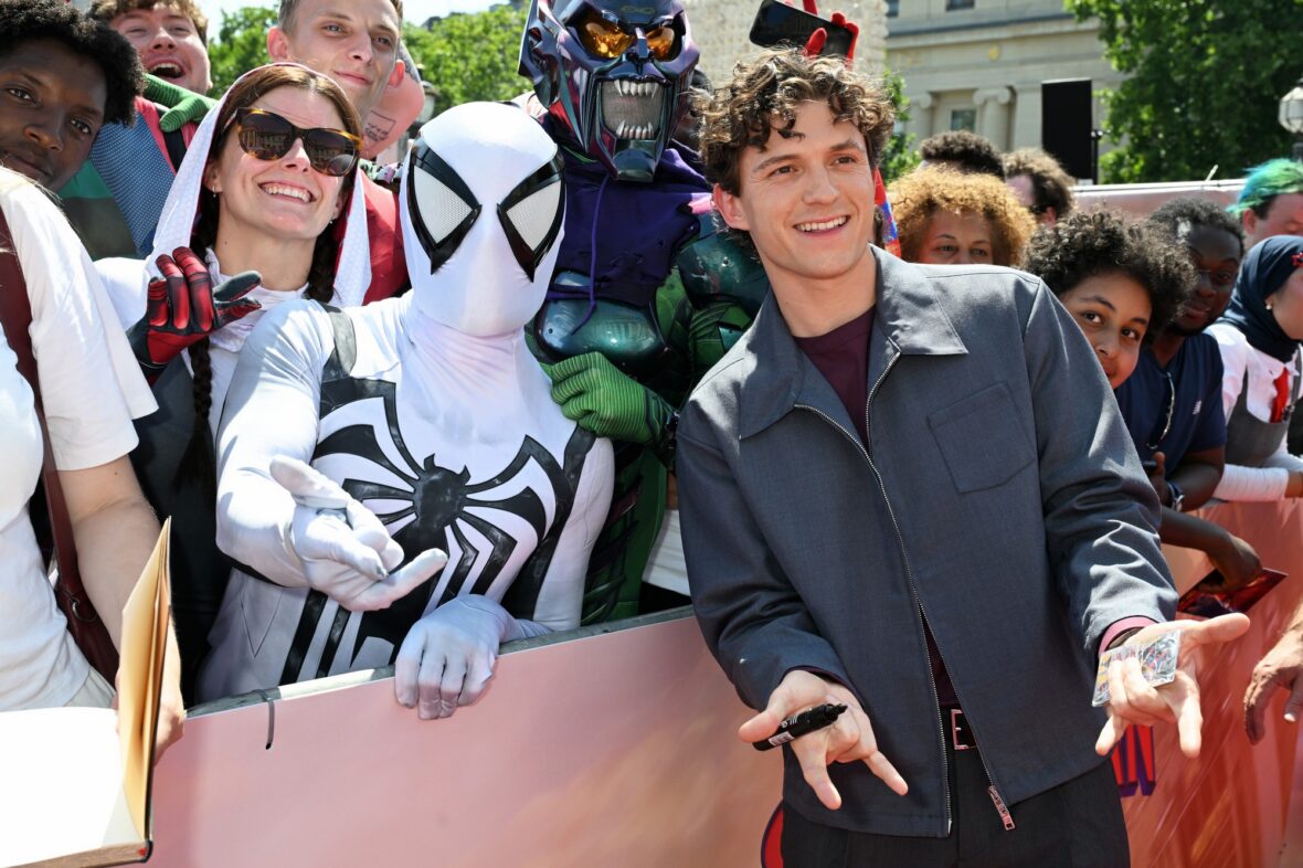 Zendaya e Tom Holland no photocall do Homem-Aranha em Londres