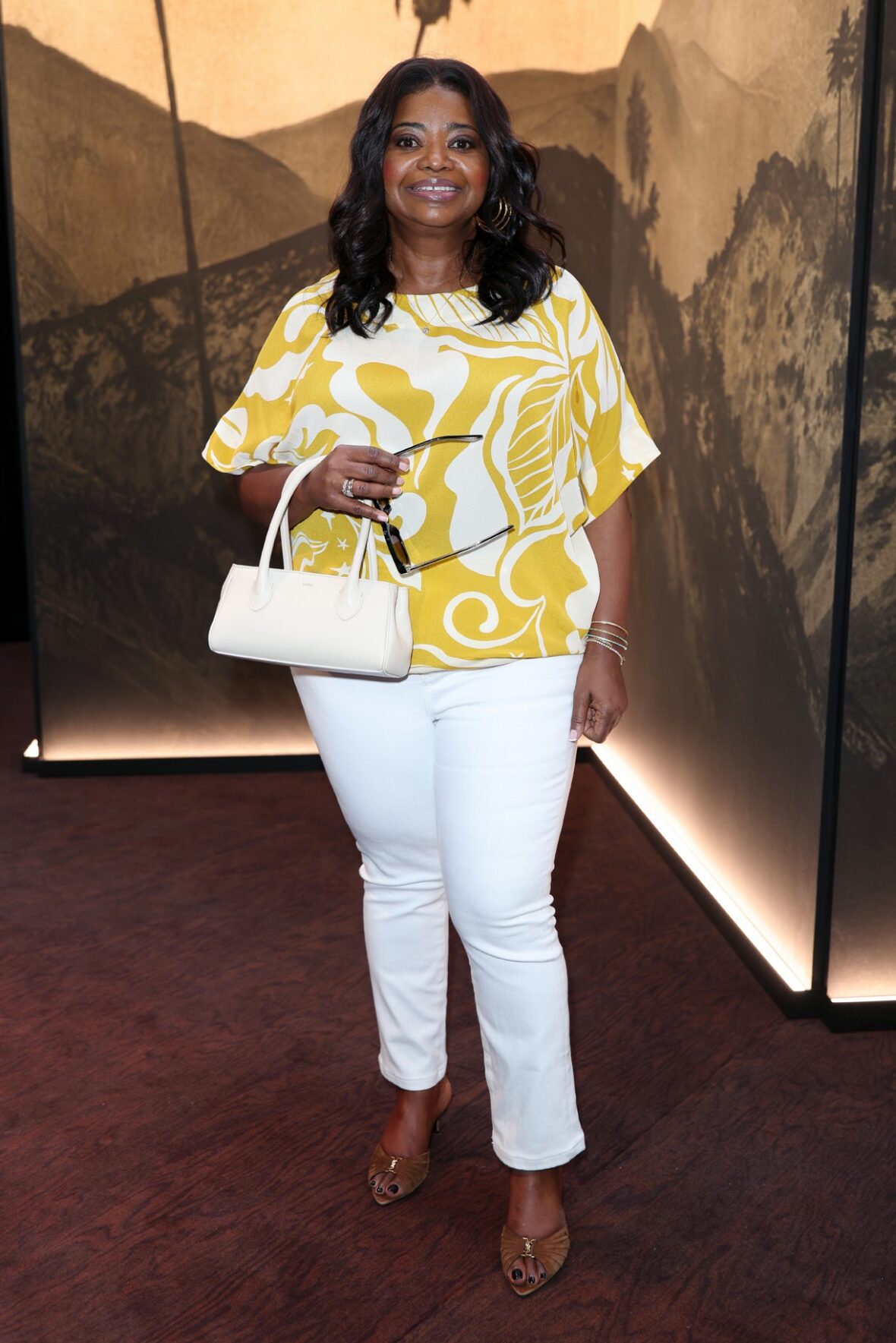 Celebridades participando do desfile AMIRI na Paris Fashion Week