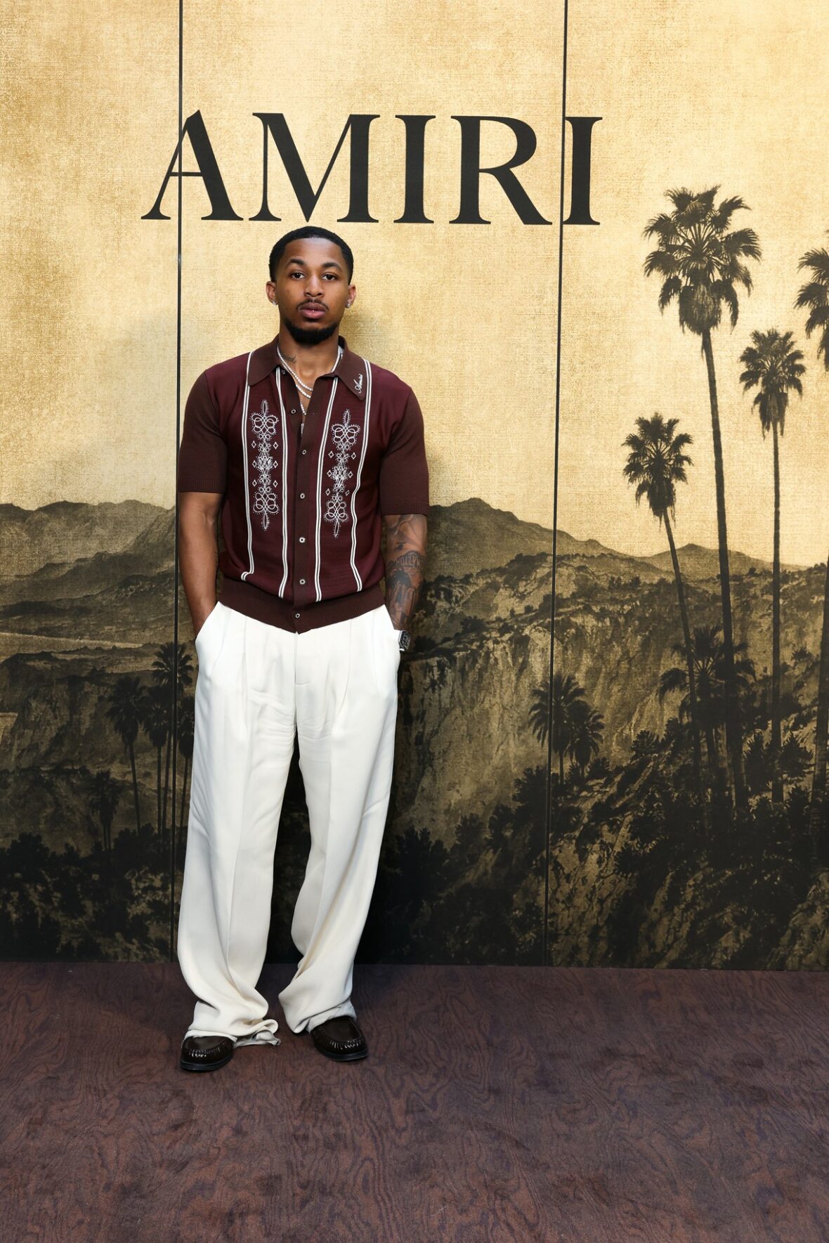 Celebridades participando do desfile AMIRI na Paris Fashion Week