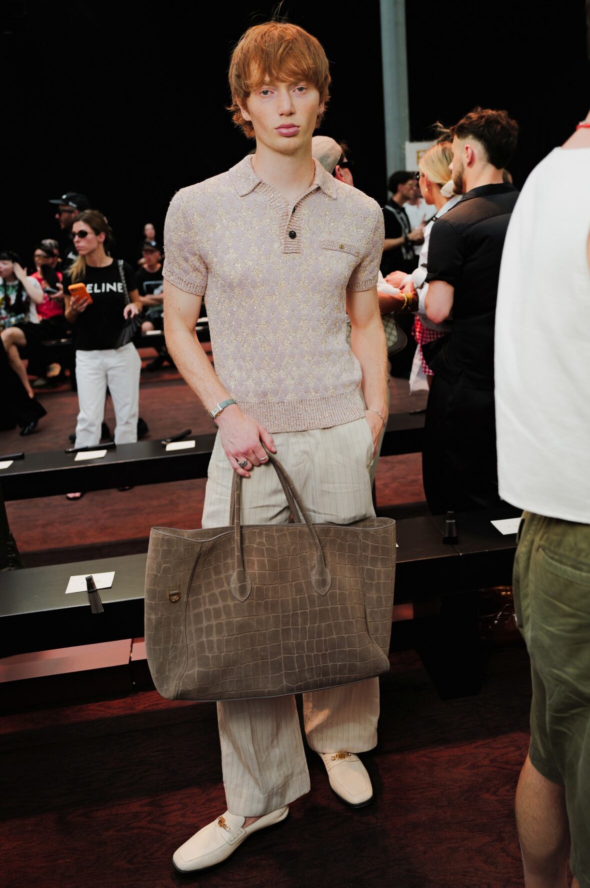Celebridades participando do desfile AMIRI na Paris Fashion Week