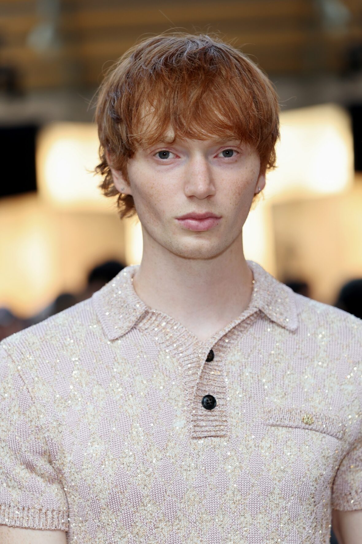Celebridades participando do desfile AMIRI na Paris Fashion Week