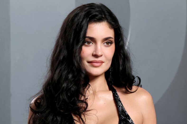 Kylie Jenner é processada por ex-chef