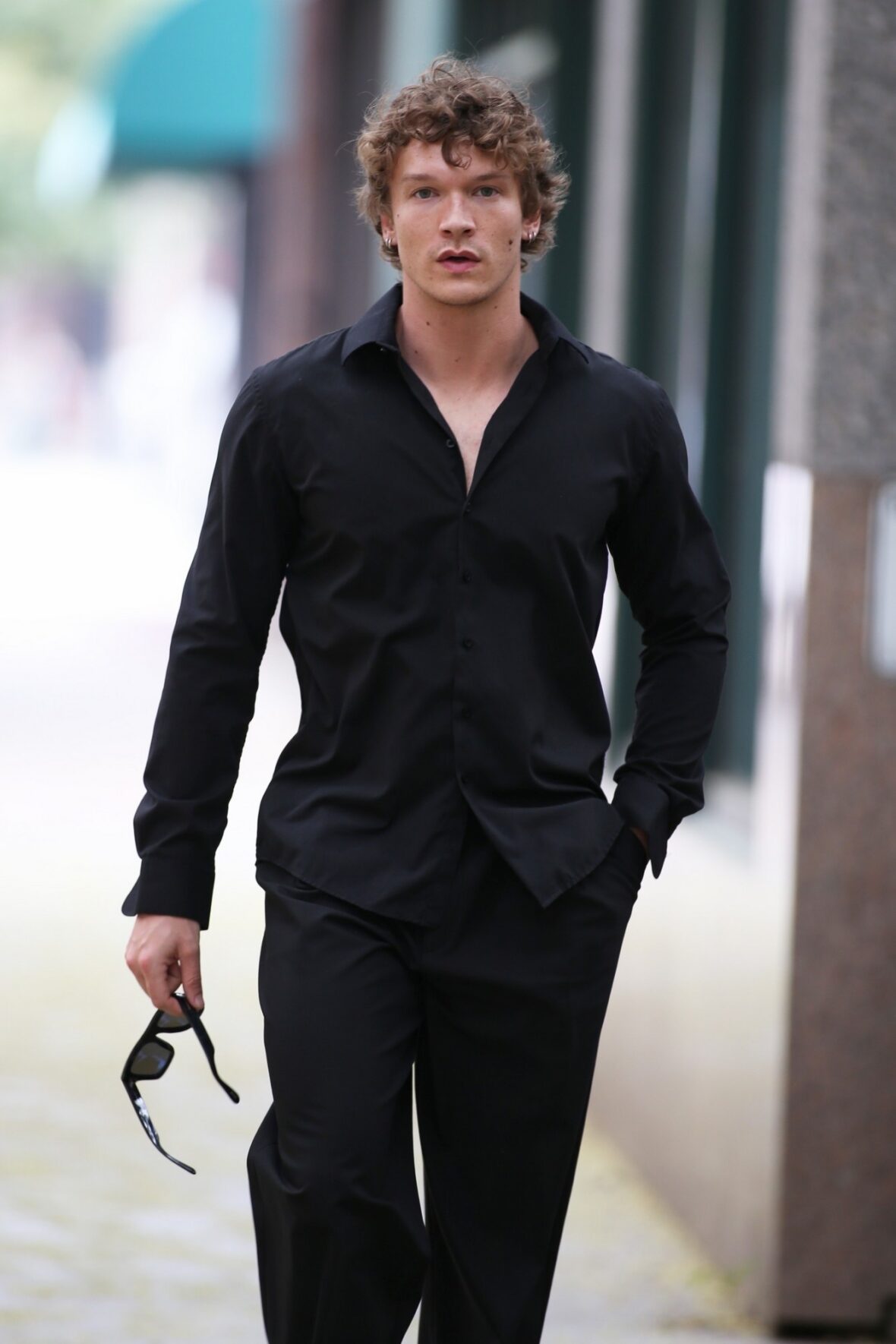 Fotos de paparazzi de Connor Storrie