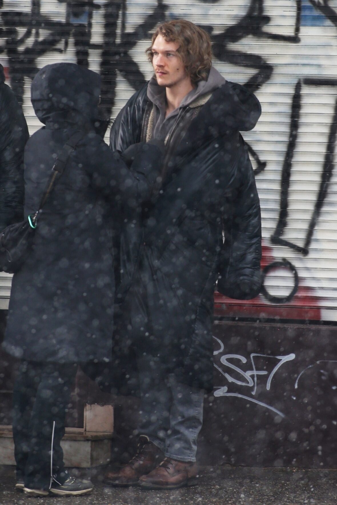 Fotos de paparazzi de Connor Storrie