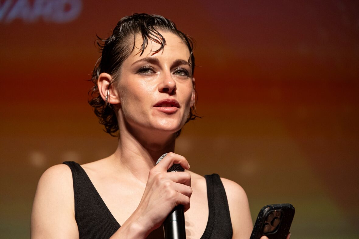 Kristen Stewart participa da cerimônia de encerramento do 4º Festival Internacional de Cinema Nouvelles Vagues de Biarritz em Biarritz, França.