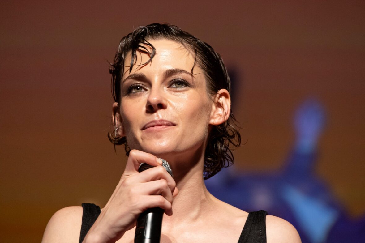 Kristen Stewart participa da cerimônia de encerramento do 4º Festival Internacional de Cinema Nouvelles Vagues de Biarritz em Biarritz, França.