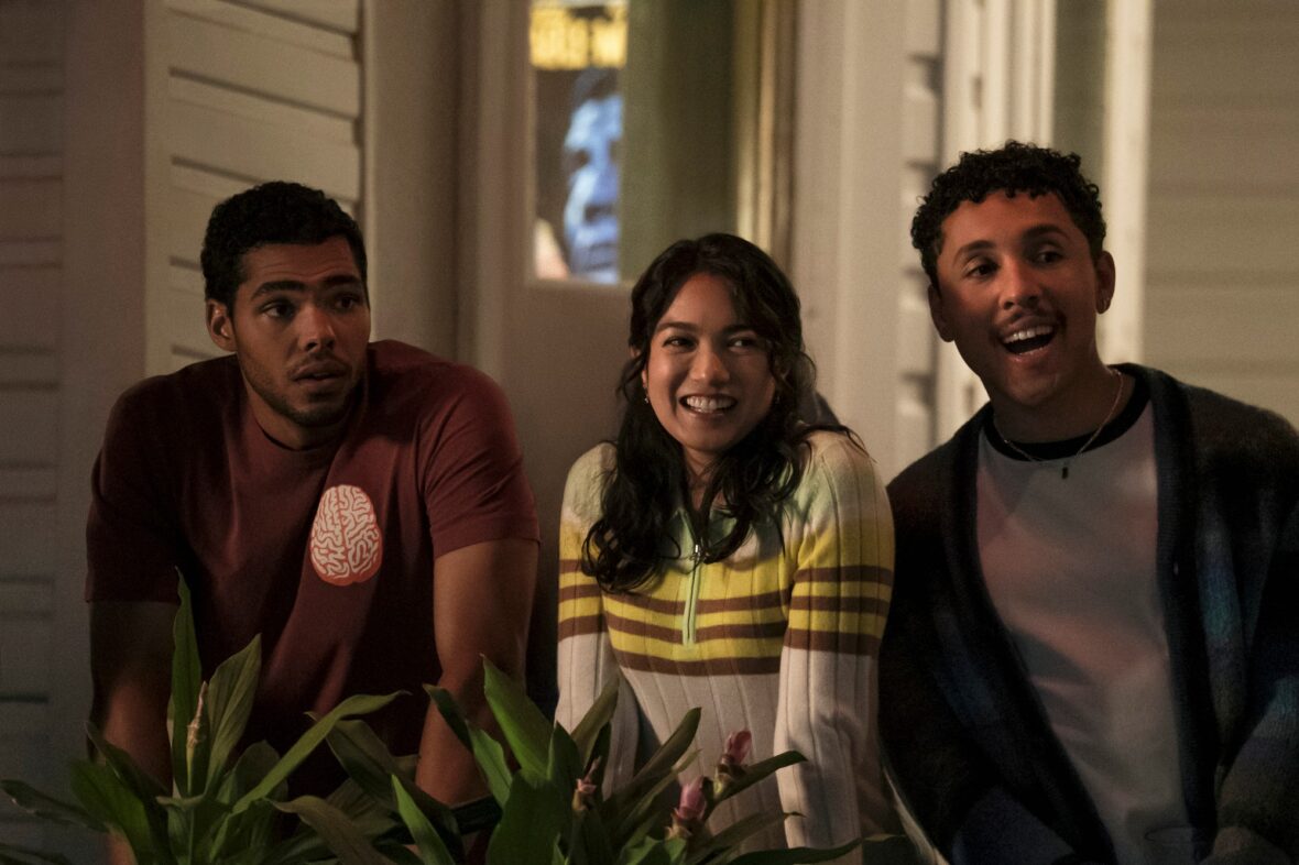 Nicholas Duvernay, Rachel Marsh e Jaboukie Young-White em The Love Hypothesis ainda