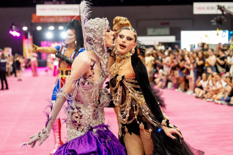 Utica e Joey Jay na Drag Con em Los Angeles, 2024