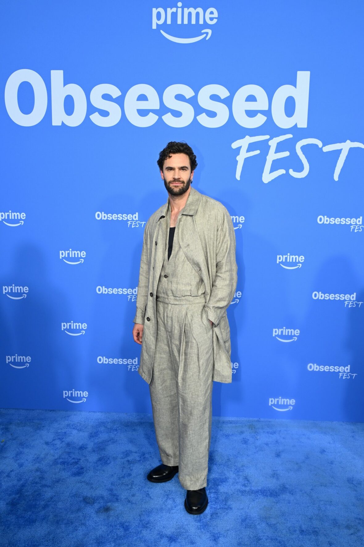 Tom Bateman participa do Obsessed Fest