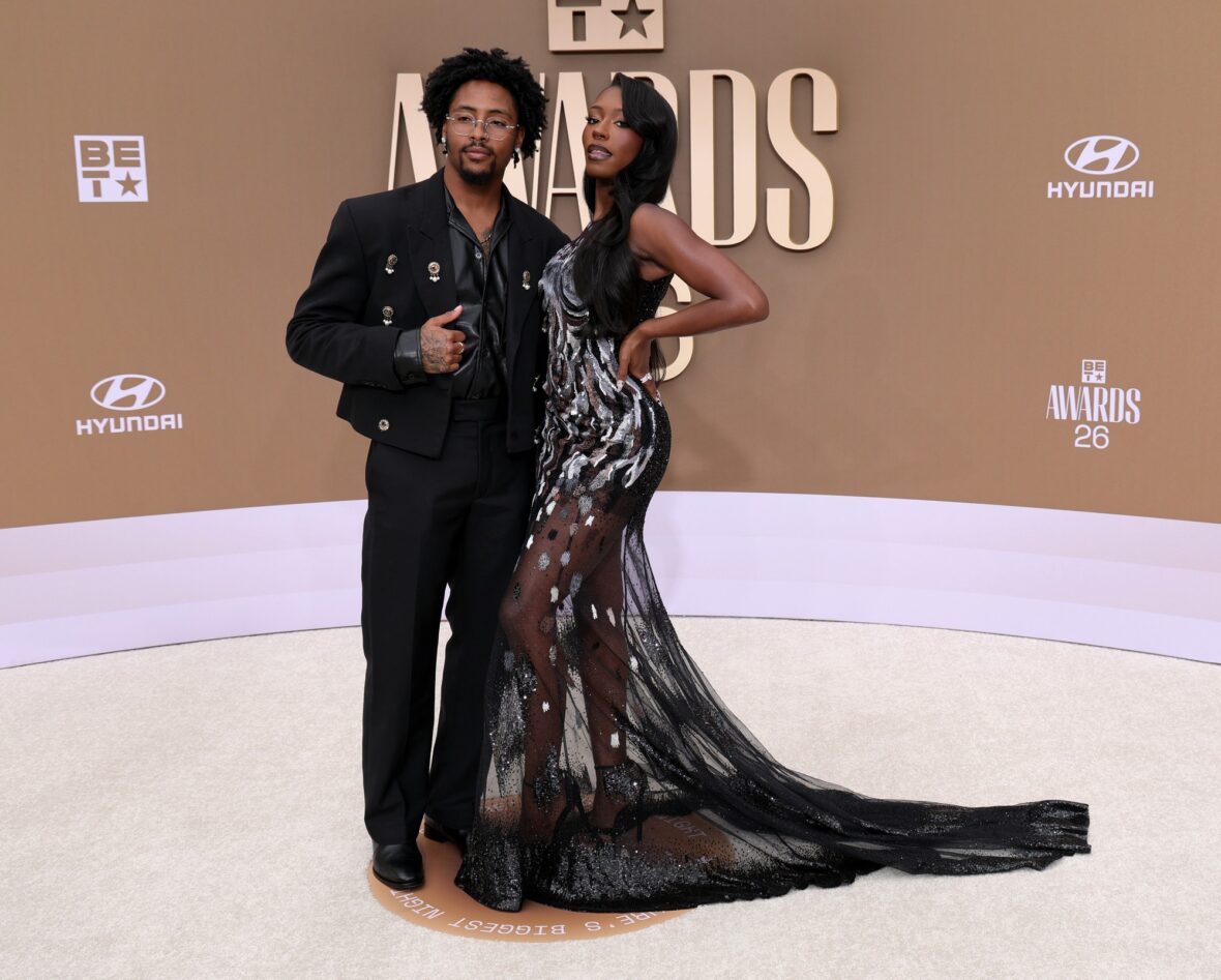 Kordell Beckham e Serena Page participam do BET Awards 2026