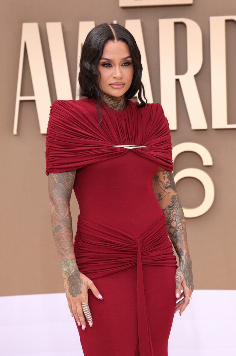 Kehlani chega ao BET Awards 2026
