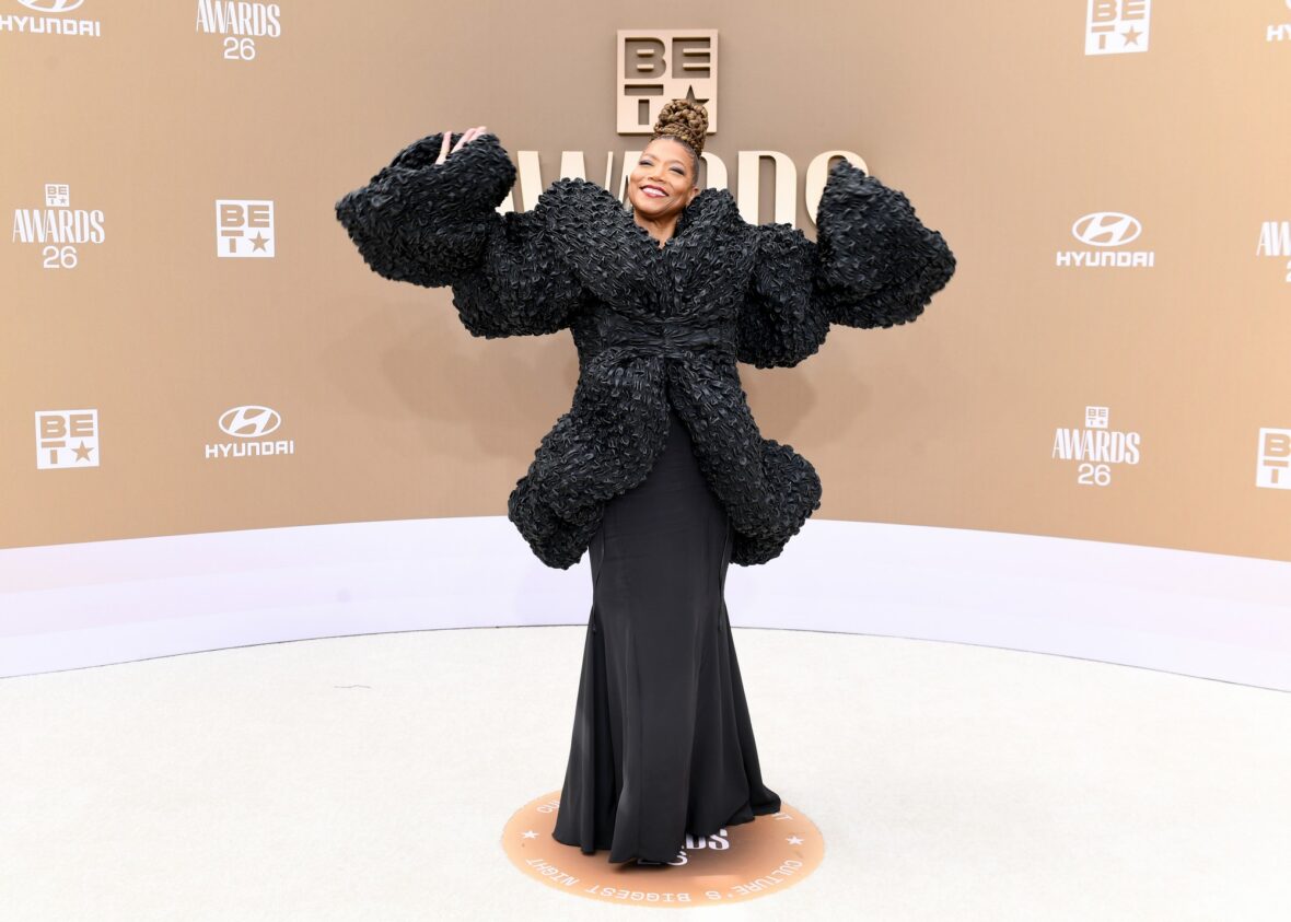 Queen Latifah chega ao BET Awards 2026